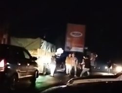 Aksi Massa Ormas LMPI Di Waykanan : Tolak & Putar Balik Angkutan Batubara Tampa Pengawalan Aparat Kepolisian Berakhir Ricuh