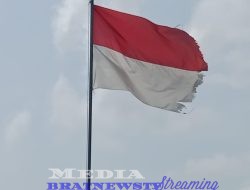 👉 “Bendera Merah Putih Robek Sejak Agustus 2025 Masih Berkibar di CV Jasa Garuda, Tuai Sorotan” 🔥
