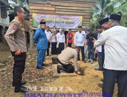 Sinergitas Polri Dan BAZNAS Melalui Program Bedah Rumah RT 03 Desa Bakung