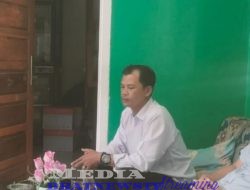 BERKEDOK “BIAYA JASA”, SEKDES SUKOHARJO DIPROTES WARGA PUNGUT RATUSAN RIBU RUPIAH UNTUK KK DAN KTP