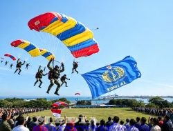 Langit Makassar Gemuruh Kopaska & Srikandi KOWAL Unjuk Ketegangan
