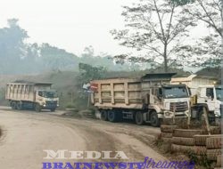 TEKANAN STRATEGIS DI BARITO SELATAN: WARGA BLOKIR JALUR HAULING BATU BARA DEMI GANTI RUGI LAHAN SENGKETA