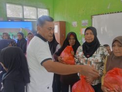 Toto Tohari Santuni Anak Yatim dan Lansia di Citapen, Agenda Rutin Berbagi Setiap Tahun