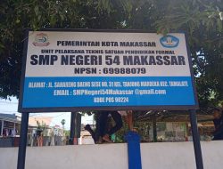 PEMBANGUNAN RUANG ROMBEL SMPN 54 JADI SOROTAN, SUDAH BERJALAN 3 BULAN, WARGA PERTANYAKAN PAPAN INFORMASINYA DI MANA?