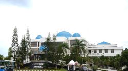 RENOVASI GEDUNG PEMKAB TANAH BAMBU HABISKAN ANGGARAN Rp24,1 MILIAR